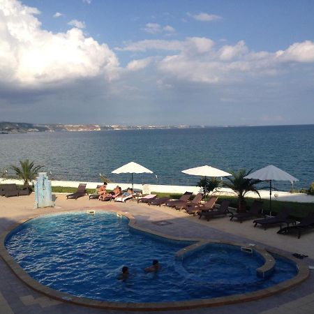 קברנה Privat Apartament Golf Coast מראה חיצוני תמונה