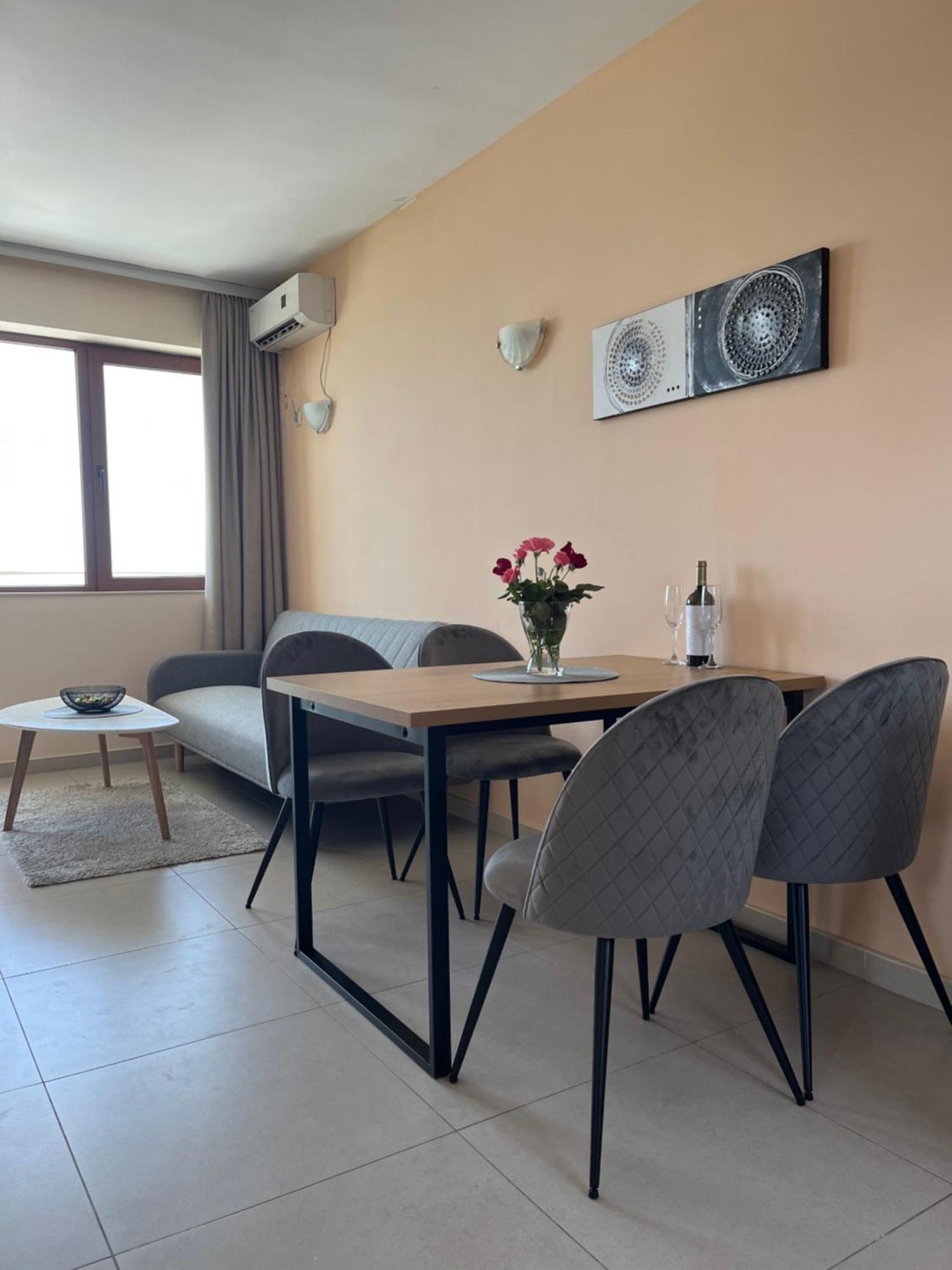 קברנה Privat Apartament Golf Coast מראה חיצוני תמונה